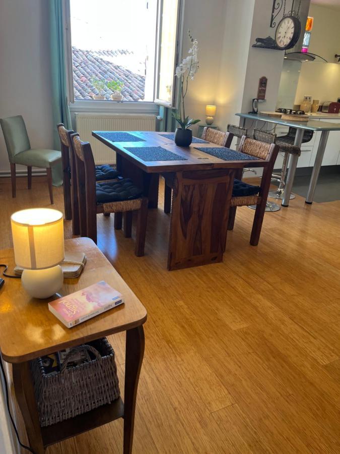 Appartement Chaleureux En Provence Saint-Maximin Esterno foto